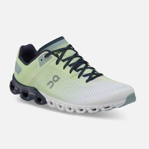 On Cloudflow Running Shoe in MEADOW/ WHITE Size 8